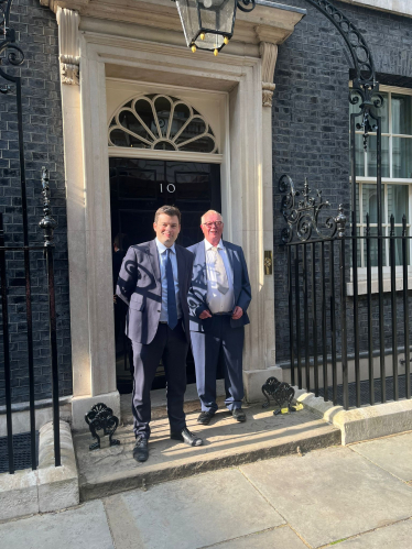 Mr Sizeland and Mr Largan at Downing Street